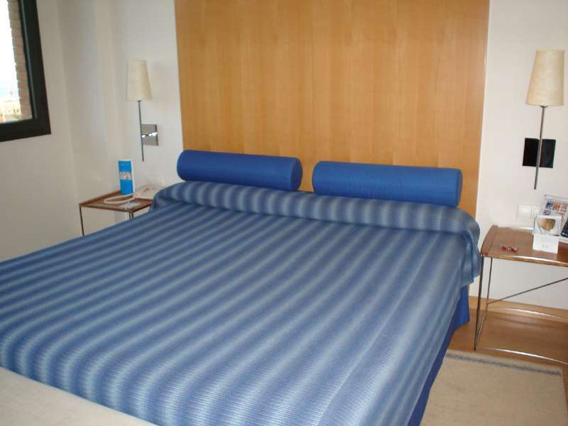 Catalonia Hotell 4*