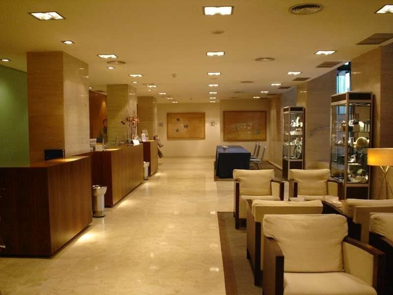 Catalonia Hotell 4*