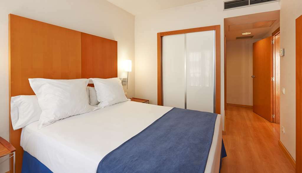 Catalonia Hotell