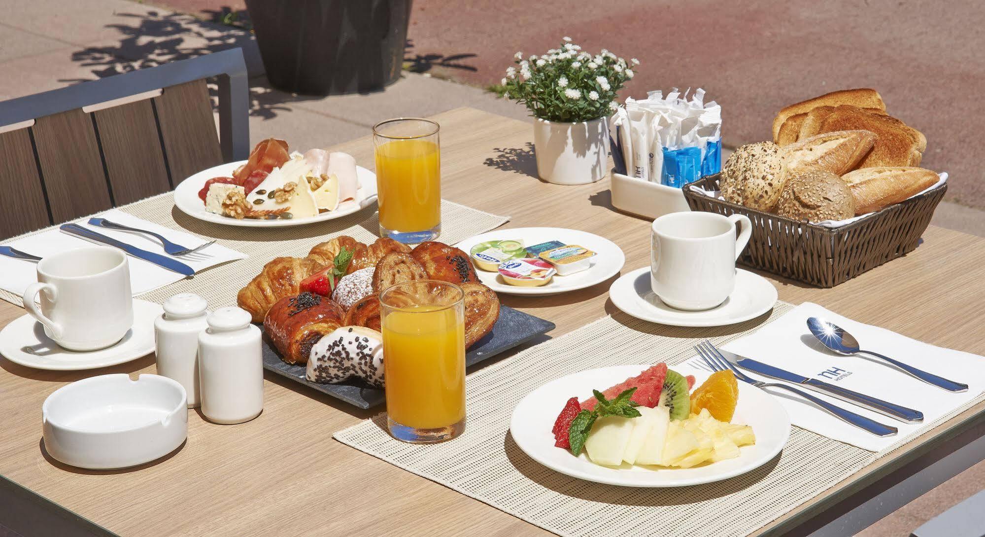 Catalonia Hotell 4*